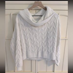 Moon & madison turtle neck sweater